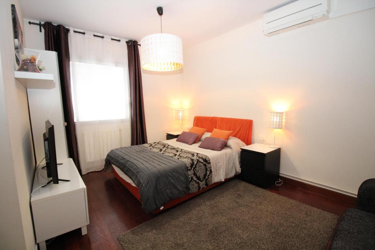 Rooms Arago Barcelona Exteriör bild