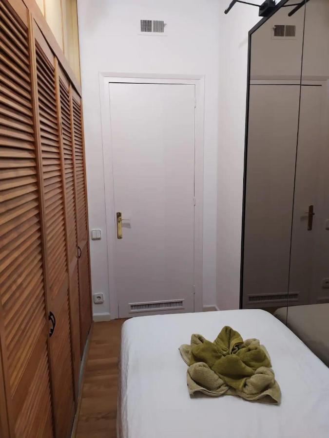 Rooms Arago Barcelona Exteriör bild