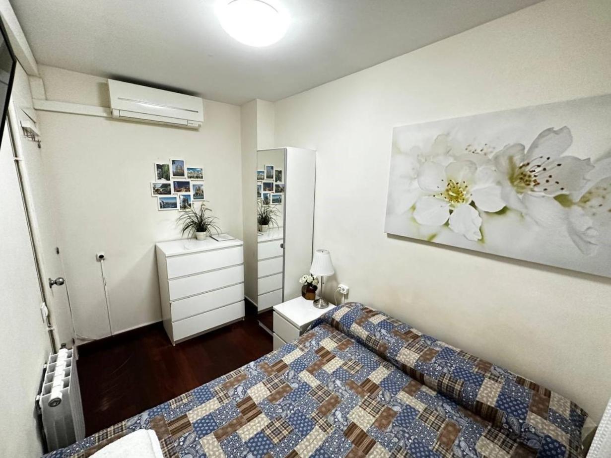 Rooms Arago Barcelona Exteriör bild