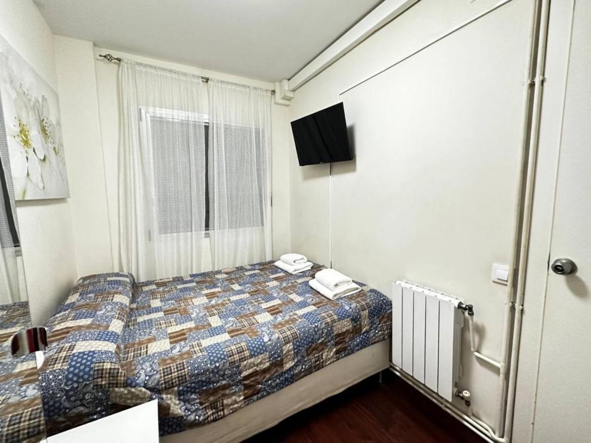 Rooms Arago Barcelona Exteriör bild